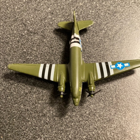 World War II Airplane set metal planes with great detail 10 to set NEW in box - Picture 2 of 11